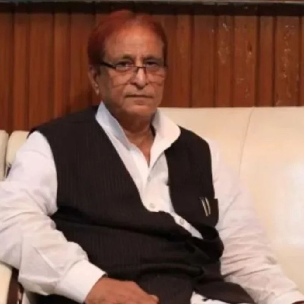 आजम खान की दो मुकदमों में वीडियो कॉन्फ्रेंसिंग से पेशी:गवाह को धमकाने में 31 अक्टूबर, जमीन कब्जाने के मामले में 12 नवंबर को सुनवाई