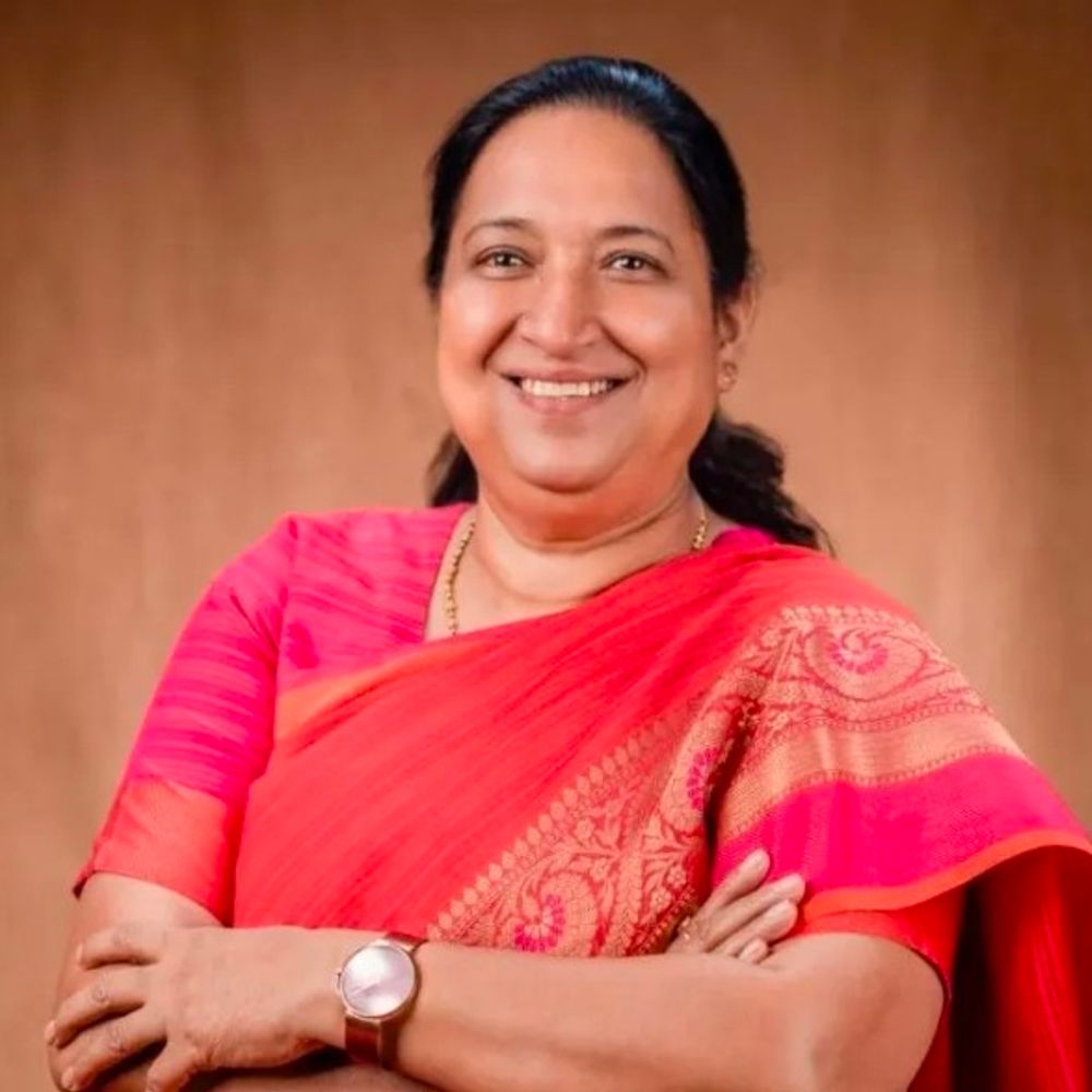 महेंद्रगढ़ की पूर्व सांसद सुधा यादव कर्नाटक की राज्यपाल बनीं:नारनौल में भाजपा नेताओं ने मनाया जश्न, प्रदेश प्रवक्ता ने दी बधाई