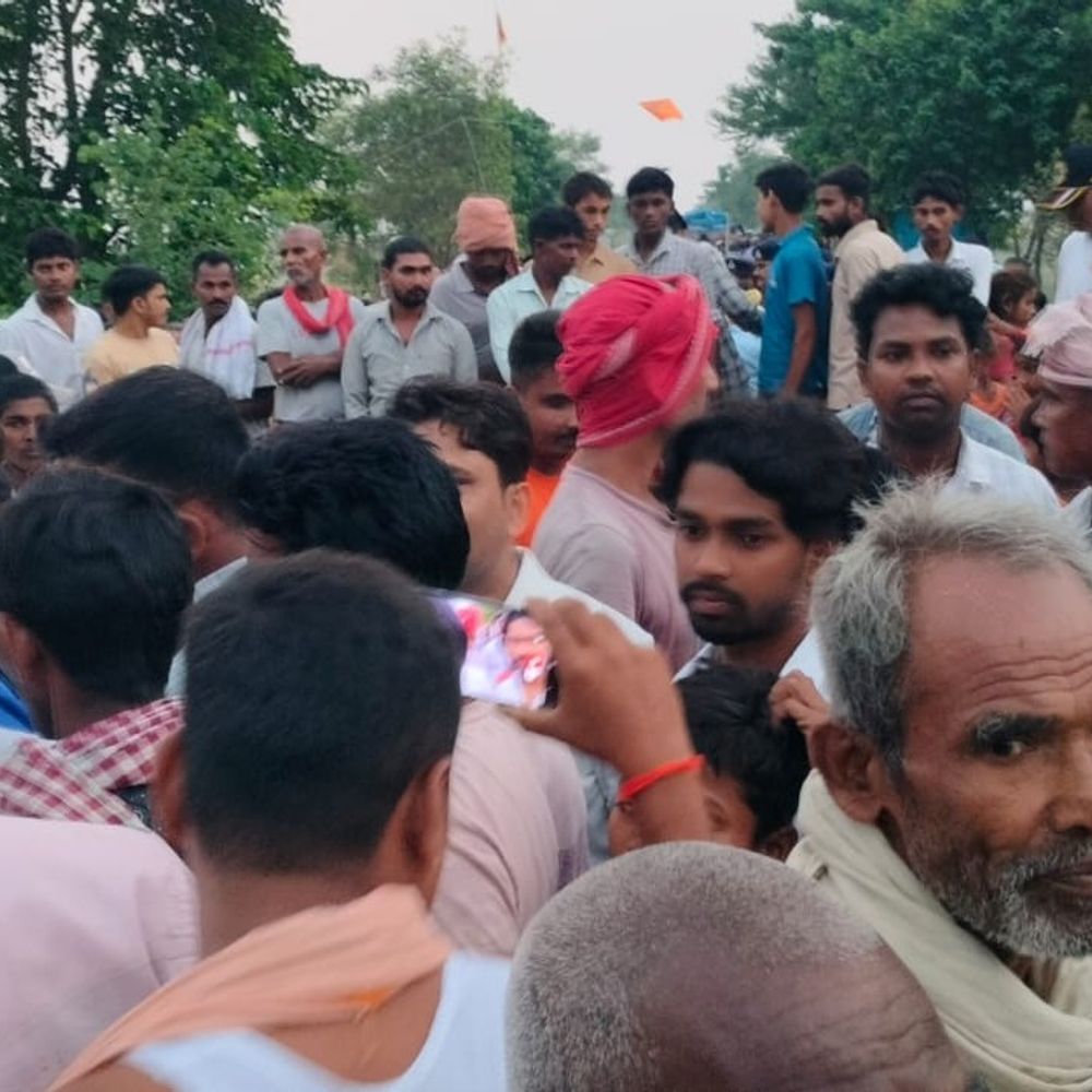 बेतिया-स्कॉर्पियो ने 8 साल के बच्चे को रौंदा, मौत:हादसे के बाद सड़क जाम, चालक फरार; CCTV फुटेज खंगाल रही पुलिस