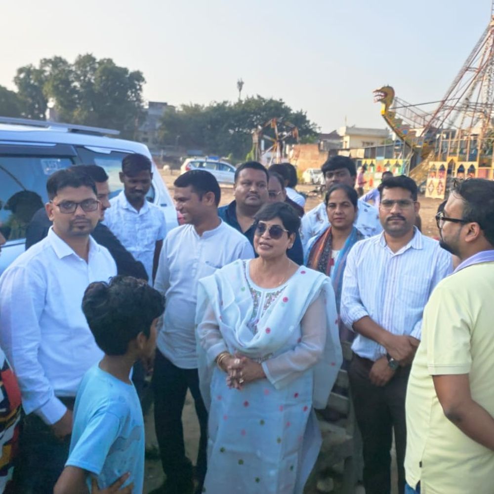 लखीमपुर में दशहरा मेले का समय 10 से 12 दिन:नगर पालिका और रामलीला कमेटी विवाद के बाद दुकानदारों को राहत, बुधवार से लगेंगी दुकानें