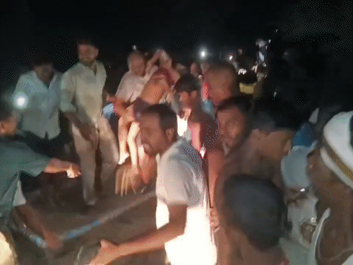 बिहार के वैशाली में नाव पलटी, 13 की मौत:मरने वालों में ज्यादातर बच्चे; 25 से ज्यादा लोग सवार थे