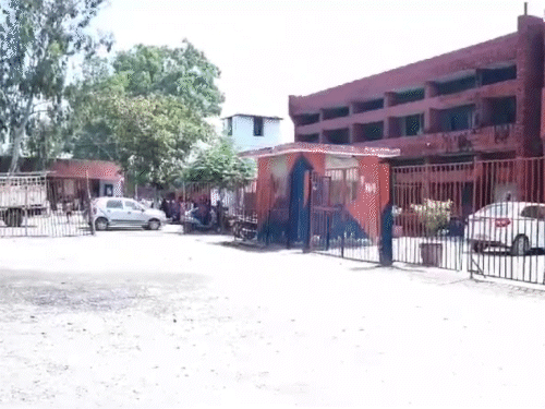 लुधियाना की जेलों में नशे की सप्लाई का नेटवर्क:सेंट्रल जेल में 170 ग्राम हेरोइन, ब्रोस्टल में 30 नशीले कैप्सूल मिले;2 पेस्को कर्मचारियों पर पर्चा
