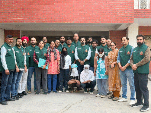 टाइगर श्रॉफ पर फायरिंग में इस्तेमाल हथियार अमृतसर से लाए:दो महिलाओं ने मुंबई तक पहुंचाया; शूटर रेहान की मां बोली- हरियाणा में छिपा मास्टरमाइंड