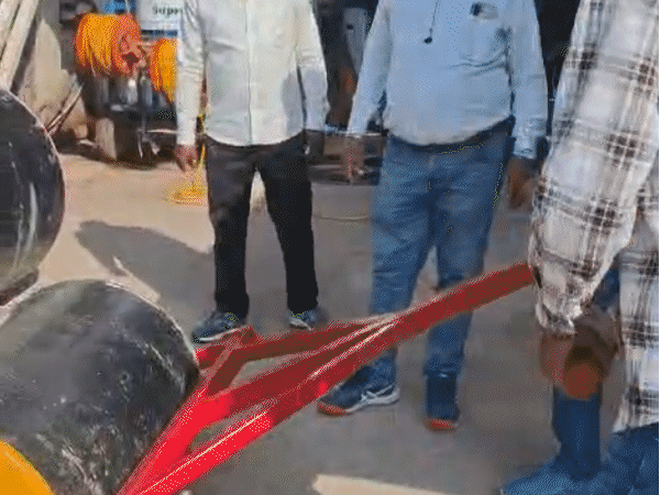 इंदौर में पहली बार आए साइंटिफिक रोलर:भारत-वेस्टइंडीज मैच की पिच इंग्लैंड की रिसर्च के आधार पर हो रही तैयार