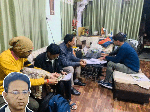 रिश्वतखोर करोड़पति इंजीनियर, सैलरी से 253 फीसदी ज्यादा प्रॉपर्टी:करोड़ों की एफडी, 30 बैंक अकाउंट, 9 महीने में चुकाया 50 लाख का लोन
