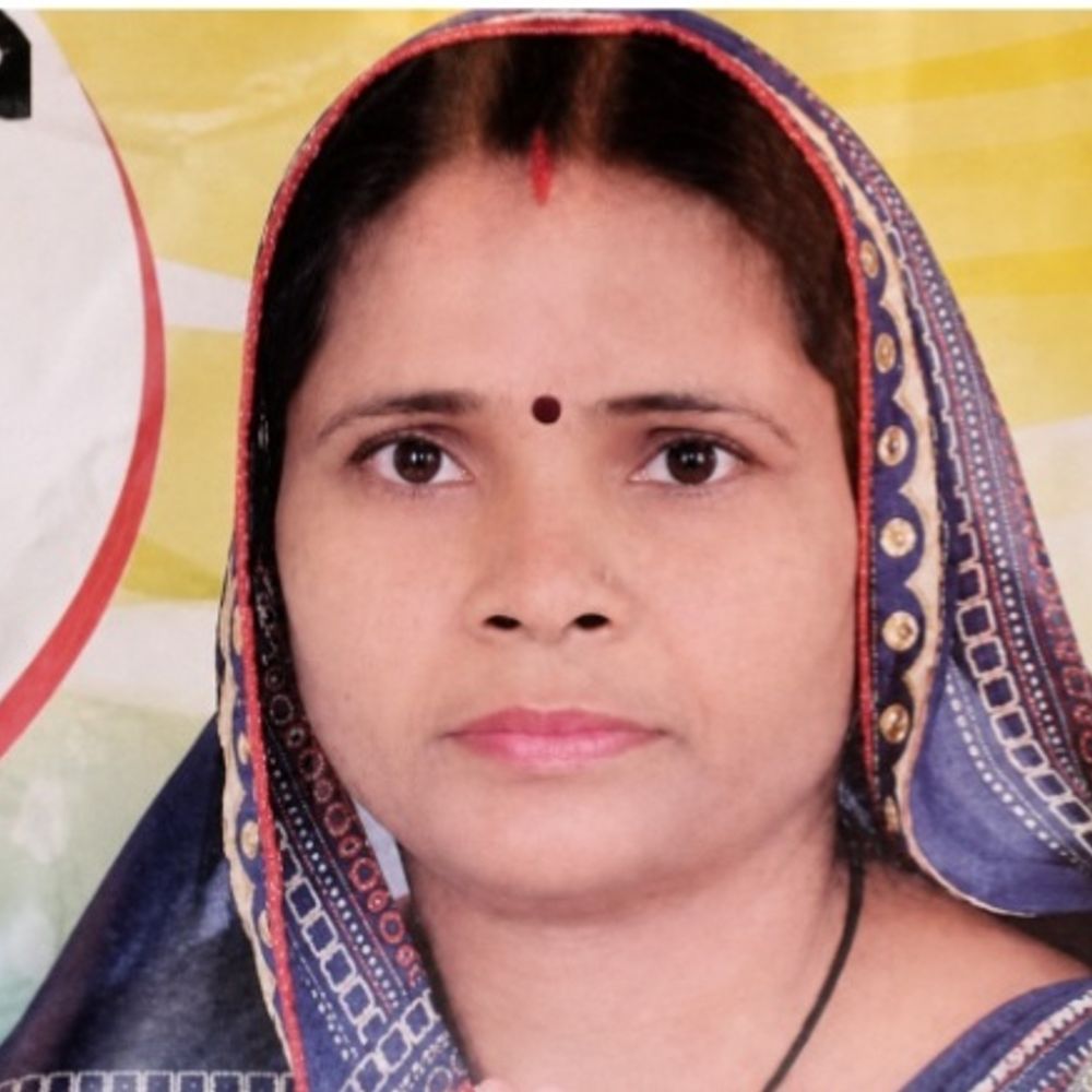 दतिया की लहार हवेली पंचायत में मंजू देवी सरपंच बनीं:935 वोट मिले, संगीता को 222 मतों से हराया; अविश्वास प्रस्ताव के बाद हुआ उपचुनाव