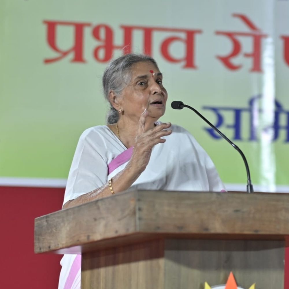 RSS महिला शाखा प्रमुख बोलीं-दिमागी नक्सलवाद जहरीले विचारों वाला इकोसिस्टम:यह जेन जी का ब्रेनवॉश कर रहा; जंतर-मंतर जैसे प्रदर्शन युवाओं और महिलाओं को भड़का रहे