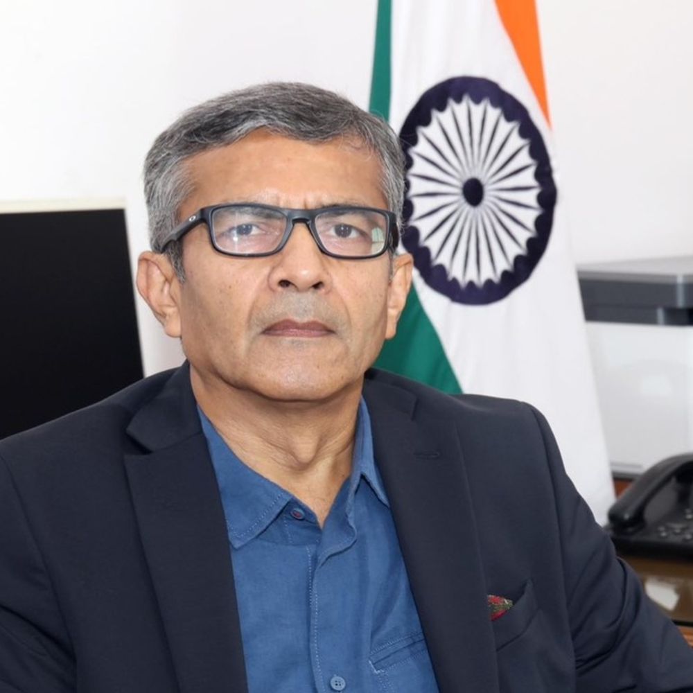 रक्षा सचिव का कार्यकाल एक साल बढ़ा:अब 2027 में रिटायरमेंट, मोदी सरकार में सबसे लंबे कार्यकाल वाले दूसरे डिफेंस सेक्रेटरी बनेंगे