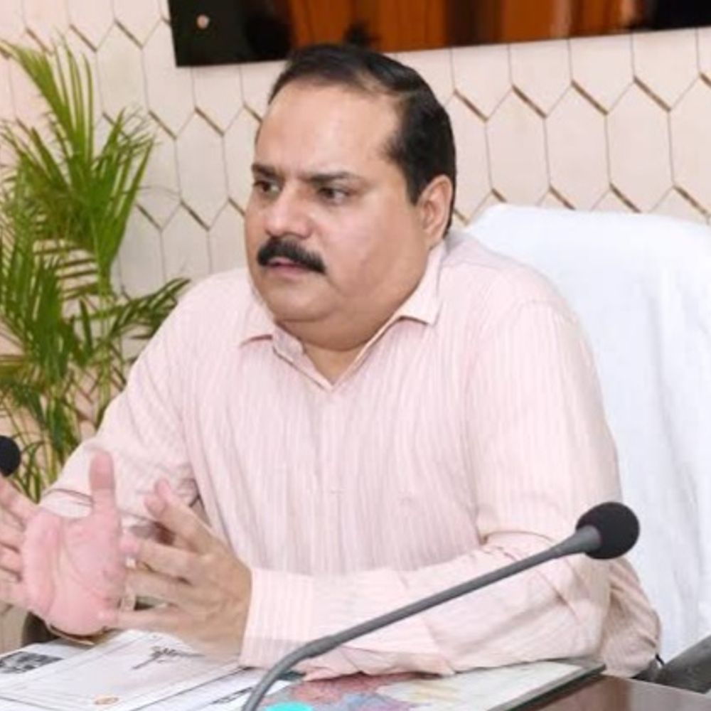 अखिलेश का एक और आरोप सही मिला, FIR दर्ज:सुल्तानपुर में नंदलाल के नाम से फर्जी हस्ताक्षर कर जमा कराए गए थे 26 फार्म-7