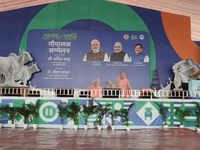 अमित शाह गोशालाओं को देंगे ₹101 करोड़:एमपी में 255 करोड़ के डेयरी प्लांट का भूमिपूजन; केंद्र-राज्य के पुलिस अफसरों संग 2 घंटे बैठक