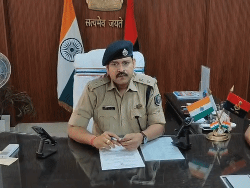 मुजफ्फरपुर में महिला से अमर्यादित बातचीत, सब इंस्पेक्टर निलंबित:SSP के निर्देश पर जांच में सही पाए गए आरोप, एसडीपीओ से पीड़िता ने की थी शिकायत