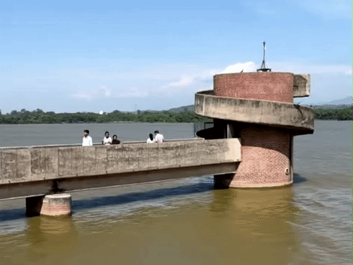 पंजाब-चंडीगढ़ में मौसम साफ, दो दिन बारिश के आसार:सुबह-रात बढ़ने लगी ठंड, दिन में गर्मी बरकरार; फरीदकोट में पारा 36.5 डिग्री