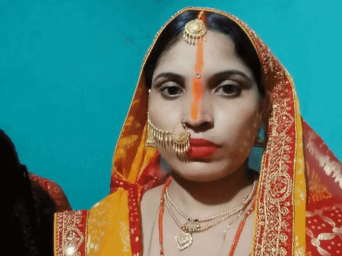 भोजपुर में पति ने गला दबाकर की पत्नी की हत्या:नशे की हालत में झगड़ा, विरोध पर बेहरमी से मारा; दांत तोड़ा, फिर दुपट्टा से दबाया गला