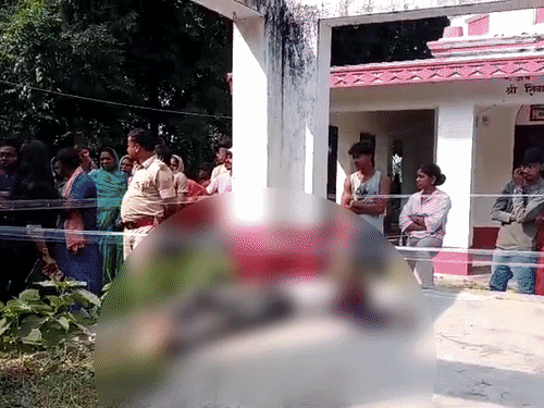 भागलपुर में राजमिस्त्री की संदिग्ध हालत में मौत:मंदिर परिसर में मिला शव, शुक्रवार को घर से निकला था; पत्नी ने कर्ज के विवाद में हत्या की आशंका जताई