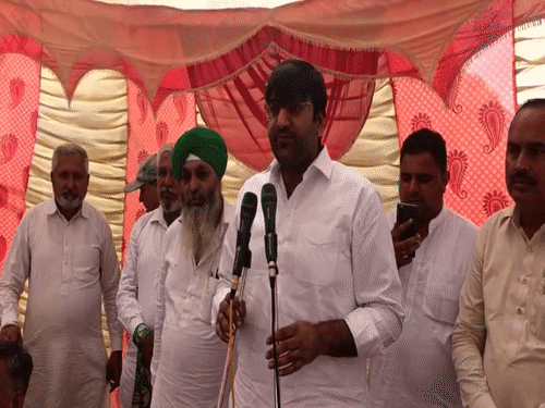 पोर्टल बंद नहीं हुआ तो प्रदेशभर में आंदोलन करेंगे:अर्जुन चौटाला ने 25 क्विंटल प्रति एकड़ की कैपिंग पर उठाए सवाल; CJP के प्रदर्शन का समर्थन किया