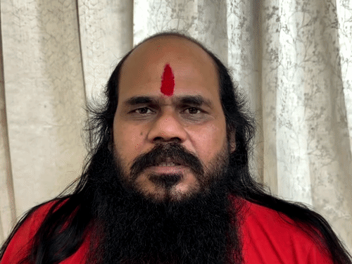 वोटर लिस्ट से कटा मिर्ची बाबा का नाम:बोले- मैं जिंदा हूं, मरा नहीं; दबकर रहने वालों में से नहीं अब कोर्ट जाऊंगा
