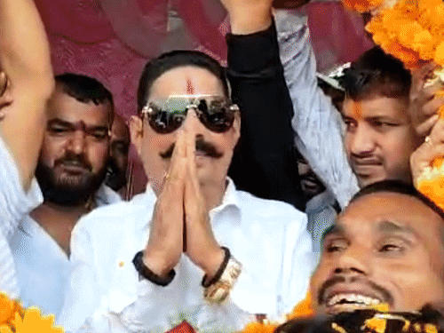 अनंत सिंह बोले- खाली एगो विजय सिन्हा पढ़ा-लिखा है?:‘पढ़े-लिखे वोटरों’ वाले बयान पर भड़के बाहुबली; नीरज पर कहा-ऐसे लोगों ने पार्टी की यह स्थिति कर दी