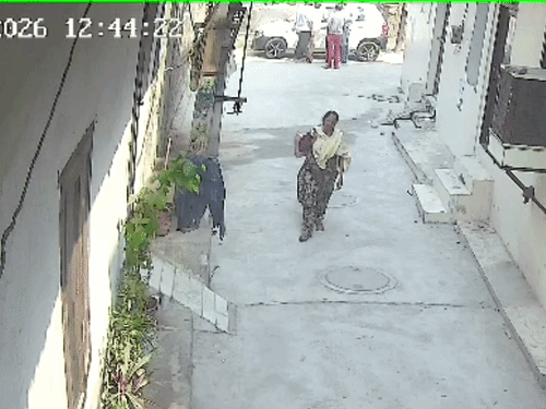जालंधर पुलिस का ‘युद्ध नशों के विरुद्ध’ के तहत कार्रवाई:नशे में झूमते वीडियो वायरल होने पर पुलिस ने कर दिया NDPS का पर्चा