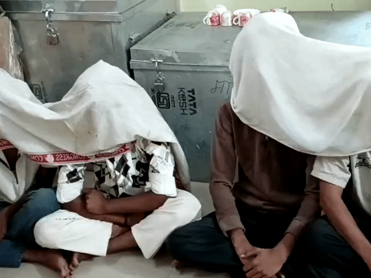 पटना- शराब और देशी पिस्टल के साथ 4 छात्र गिरफ्तार:आधी रात रात पुलिस की कार्रवाई, दो झारखंड और दो औरंगाबाद के रहने वाले, जांच जारी