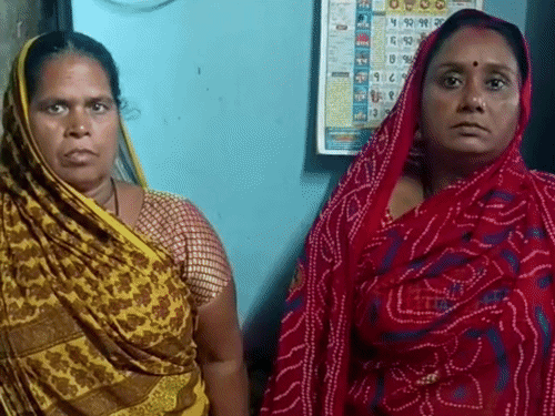 70 एकड़ जमीन के मालिक की आपत्ति, पीएम आवास रोका:बिलासपुर में भू-स्वामी योजना के लाभ को लेकर विवाद, नायब-तहसीलदार के खिलाफ मां-बेटी की शिकायत