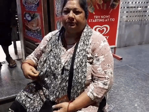मुजफ्फरपुर में ATM बदलकर महिला से फ्रॉड:मदद के बहाने तीन युवकों ने बदला कार्ड, खाते से 22,600 रुपए निकाले