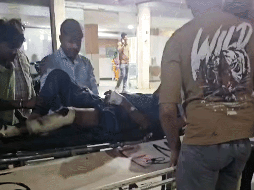 पानीपत में मजदूरों से भरा टेंपो पलटा, तीन घायल:भाऊपुर गांव के पास हुआ हादसा, काम कर घर लौट रहे थे नौ मजदूर