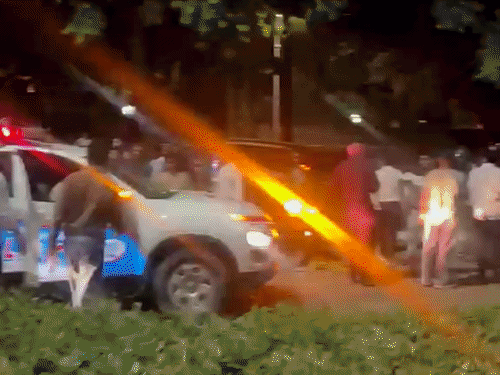 चंडीगढ़ में थार गाड़ी पलटने से युवक की मौत:दोस्त घायल, पेड़ से टकराकर 4-5 पलटियां खाई, रोहतक का रहने वाला था