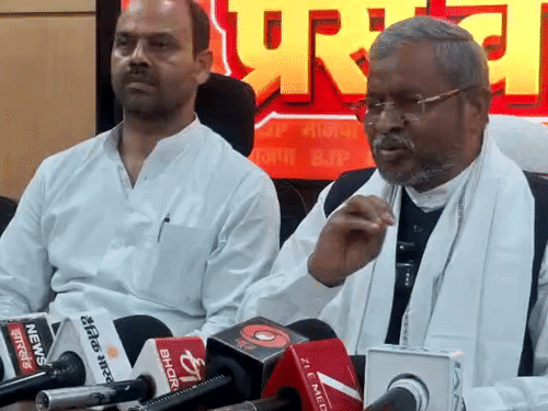 ‘राहुल गांधी की हिम्मत नहीं ईद पर आंदोलन करें’:झारखंड के पूर्व सीएम बाबूलाल मरांडी बोले- हिंदुओं के त्योहार में खलल डाल रही कांग्रेस