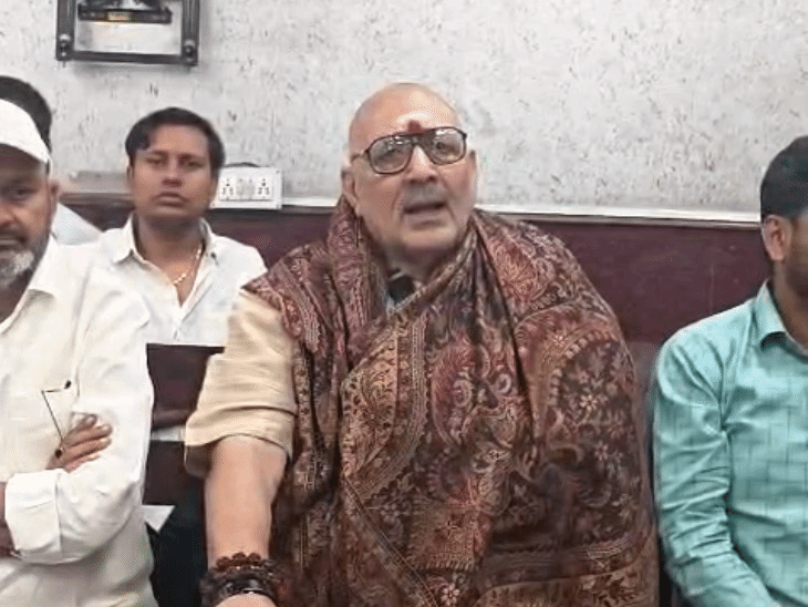 ‘जनता ने बंद कर दिया है चोरों को वोट देना’:गिरिराज सिंह ने विपक्ष को घेरा, बोले- आपातकाल के दौर की याद दिलाता है रिजीम चेंज की बात