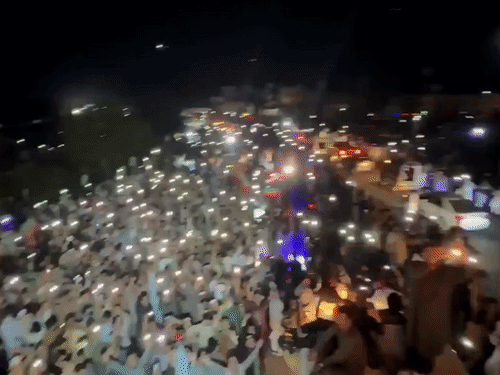 पाकिस्तान में इमरान समर्थकों का लॉन्ग मार्च:PM शहबाज ने धरना खत्म करने की शर्त पर बातचीत का न्योता दिया; समर्थकों ने ठुकराया