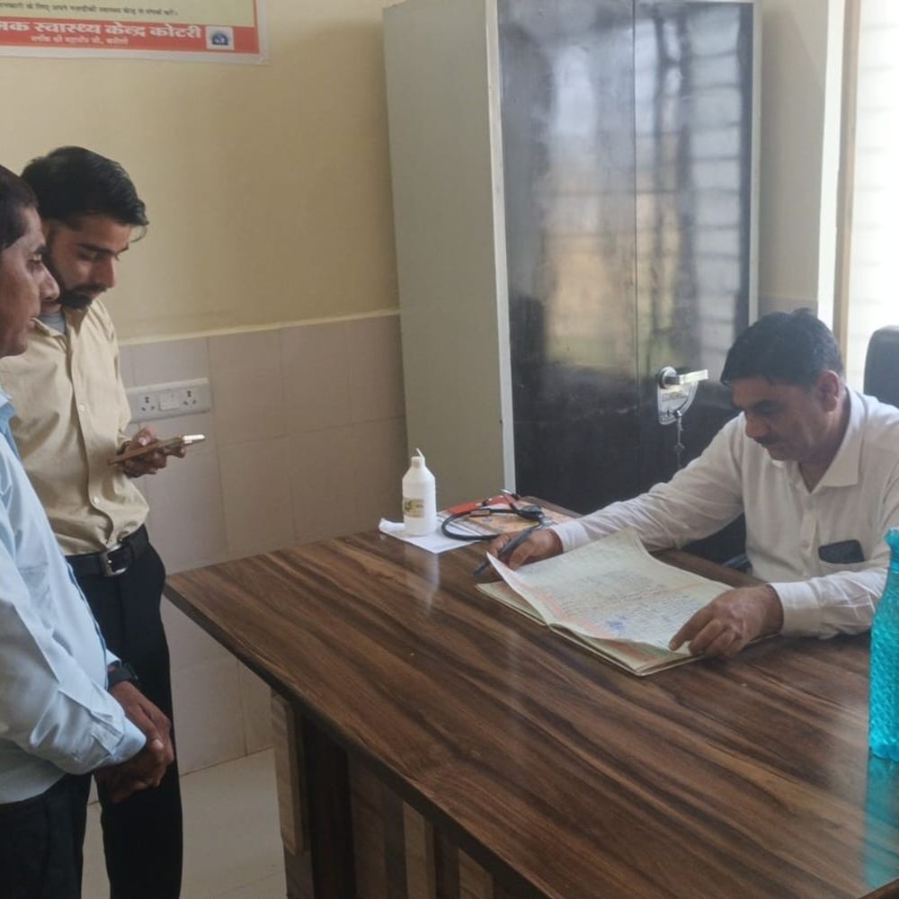 CMHO के औचक निरीक्षण में 7 कर्मचारी मिले गायब:कारण बताओ नोटिस किया जारी, एक दिन का वेतन काटने के दिए निर्देश