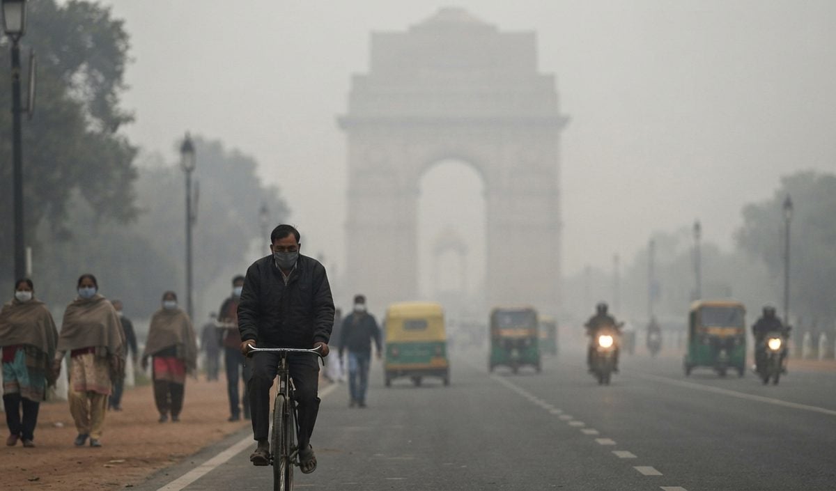 Delhi Air Quality: राजधानी में 232 पहुंचा AQI, हवा खराब श्रेणी में दर्ज
