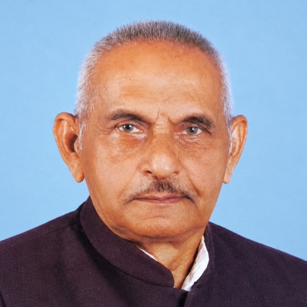 प्रयागराज के वरिष्ठ गीतकार पं. दयाशंकर पांडेय का निधन:90 साल की उम्र में ली अंतिम सांस, इलाहाबाद विश्वविद्यालय से की थी पढ़ाई
