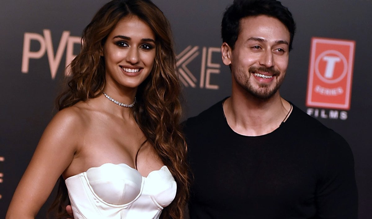 Tiger Shroff पर जानलेवा हमले के बाद मुश्किल घड़ी में दोस्त का साथ, देर रात अभिनेता के घर मिलने पहुंचीं Disha Patani