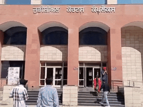 न्यू चंडीगढ़ की शामलात जमीन पर कोर्ट का बड़ा फैसला:मुआवजे पर पंचायत का नहीं, जमीन मालिकों का हक; हिस्सेदारी के हिसाब से बंटेगी राशि