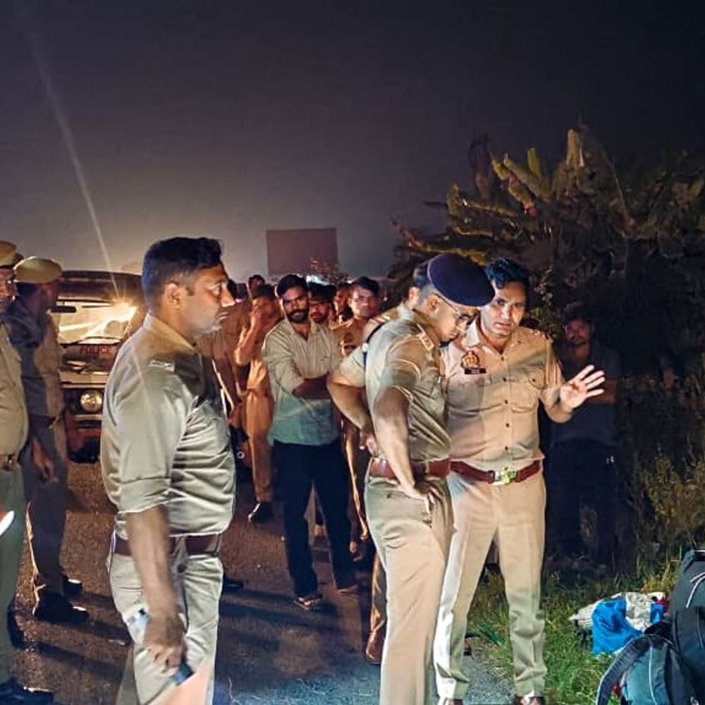 ट्रक ने टेंपो में मारी टक्कर,1 की मौत 7 घायल:मुजफ्फरनगर के तितावी हाईवे पर हुआ हादसा, पुलिस ने ट्रक जब्त किया