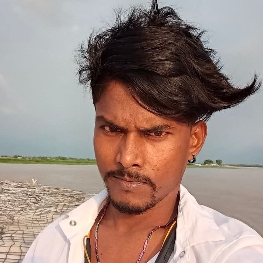 सड़क हादसे में घायल युवक की इलाज के दौरान मौत:गंभीर हालत में नेपाल किया गया था रेफर, सुपौल में पोस्टमॉर्टम के लिए लाया गया शव