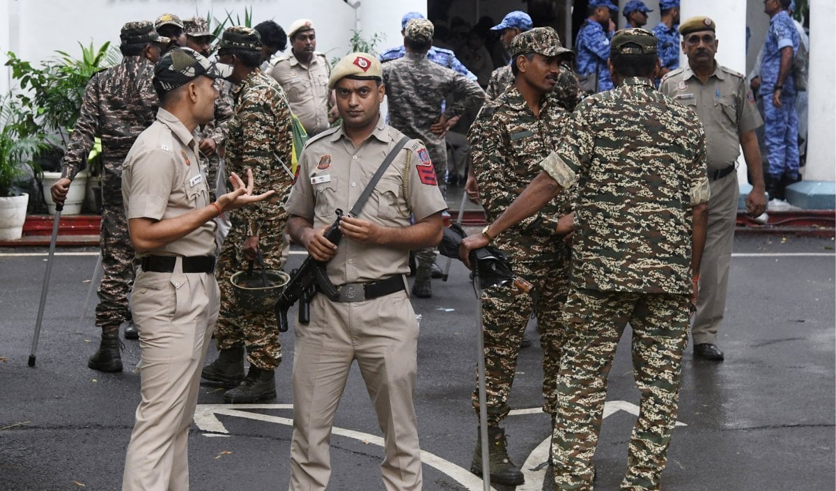 CJP Tiranga March | दिल्ली में कड़ी सुरक्षा के बीच CJP का ‘तिरंगा’ मार्च! सेंट्रल पार्क बंद, चप्पे-चप्पे पर CCTV और केंद्रीय बल तैनात