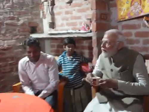 प्रधानमंत्री की मेहमान मीरा मांझी की आर्थिक परेशानी पर सियासत:तीन साल पहले PM ने घर पहुंचकर पी थी चाय, कर्ज और आर्थिक तंगी का मुद्दा गरमाया