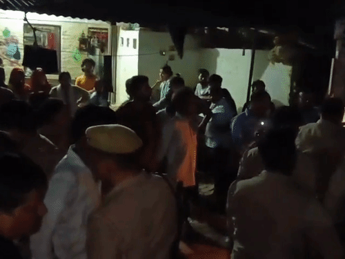 महिला कांस्टेबल का 23 साल बड़े टीचर से था अफेयर:9 महीने में पांच हजार कॉल, चार घंटे लगातार फोन पर बात की, कोचिंग टीचर अरेस्ट