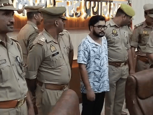 2 दिन में 4.28 करोड़ का ट्रांजक्शन:डिजिटल अरेस्ट गैंग मेंबर के खाते का स्टेटमेंट देख अफसर भी दंग, जांच में खुला रैकेट का राज