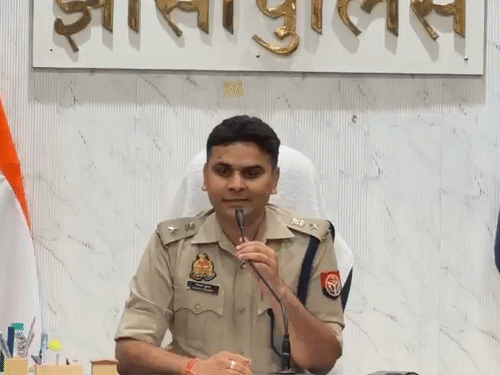 झांसी में 3 दरोगा समेत 44 पुलिसकर्मी लाइन हाजिर:सभी के खिलाफ शिकायत मिली थी, जांच में दोषी पाए जाने पर एसएसपी ने की कार्रवाई