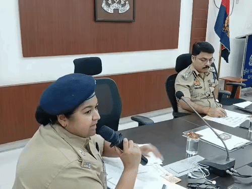 ‘डांडिया नाइट्स में नशेबाजी न हो, CCTV कैमरे लगाएं’:नवरात्रि की तैयारियों पर बैठक, एडिशनल सीपी बोले- पंडाल की मजबूती का PWD से सर्टिफिकेट लें
