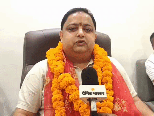 कानपुर बिठूर नगर पंचायत चेयरमैन पद पर कल मतदान:भाजपा ने कहा- ट्रिपल इंजन की सरकार ने विकास किया, कांग्रेस बोली- कमियों को दूर करेंगे