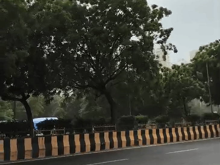 नोएडा में बारिश का यलो अलर्ट:आसमान में छाए है बादल, 31 डिग्री तापमान, 40 किमी प्रतिघंटा तक चलेंगी हवा