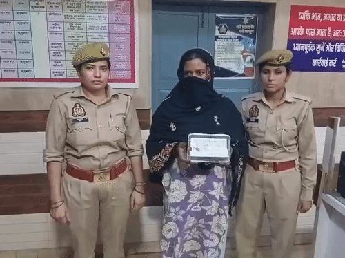 सहारनपुर में 50 लाख की स्मैक के साथ महिला अरेस्ट:251 ग्राम नशीला पदार्थ बरामद, पुलिस खंगाल रही तस्करी के नेटवर्क से जुड़े संपर्क