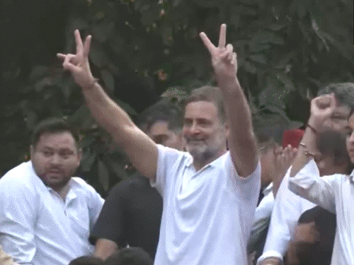 कारोबारियों ने INDIA ब्लॉक की रैली टालने की मांग की:राहुल गांधी को लेटर लिखा; कहा- 1 नवंबर की रैली से 10 हजार करोड़ का नुकसान होगा