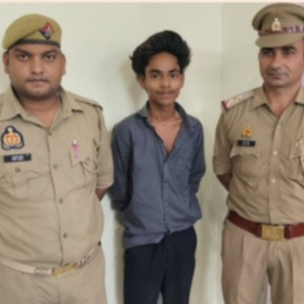 लखनऊ में गाली-गलौज के विरोध में चाकू मारने वाला गिरफ्तार:कर्मचारी को दवाई दिलाने गया था युवक, पेट व हाथ में लगा था
