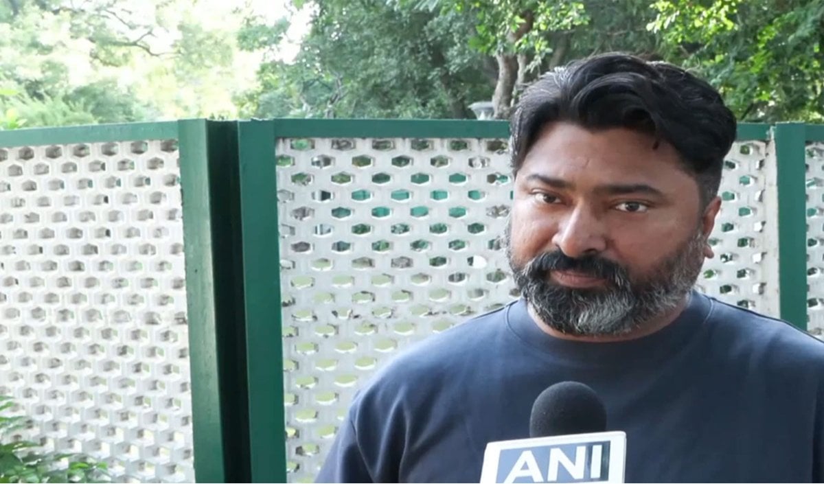 BJP कर रही संस्थाओं का गलत इस्तेमाल, ECI पर भड़के JMM MP Vijay Hansdak