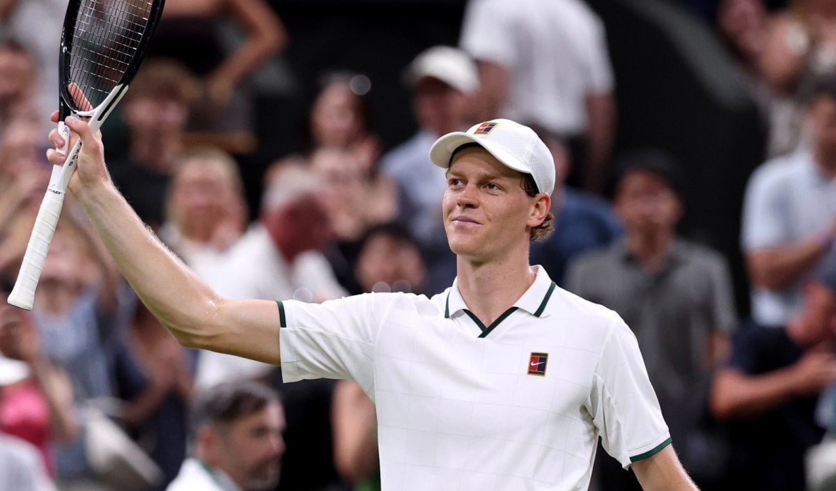 Jannik Sinner घुटने के इलाज के लिए Tennis कोर्ट से दूर, विंबलडन के बाद नहीं खेलेंगे 2026 Season